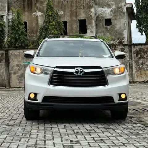 2016 Toyota Highlander SUV
